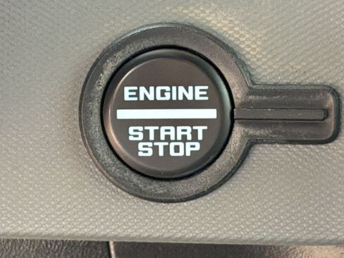 Used 2022 Ford Bronco 4-Door AWD/4WD image 17