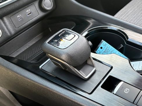 Certified 2023 Nissan Rogue SV image 24