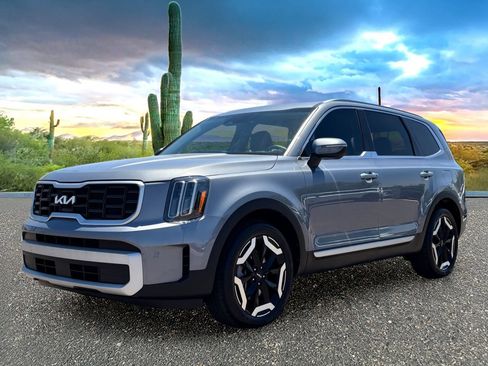 Used 2024 Kia Telluride S w/ S Sunroof Package FWD image 2