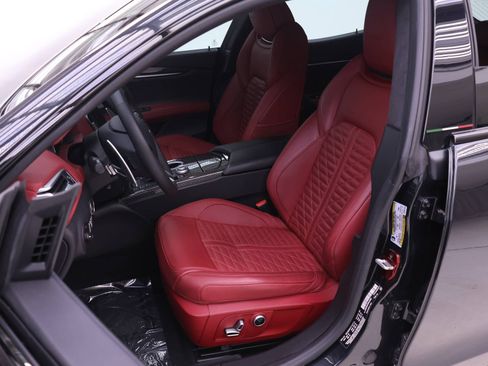 Used 2023 Maserati Ghibli Trofeo RWD image 7