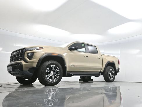 Used 2023 GMC Canyon AT4 w/ AT4 Premium Package AWD/4WD image 58