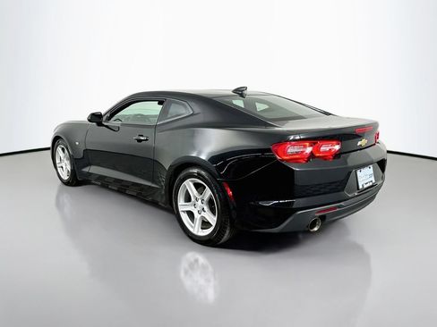 Used 2023 Chevrolet Camaro LT RWD image 6