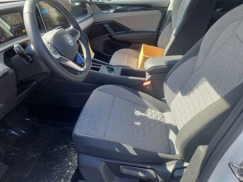 New 2026 Volkswagen Tiguan S image 16