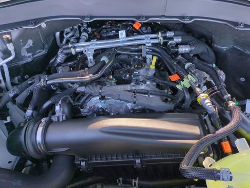 New 2026 Ford Explorer Active w/ Active Comfort Package image 32