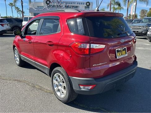 Used 2018 Ford EcoSport SE image 4