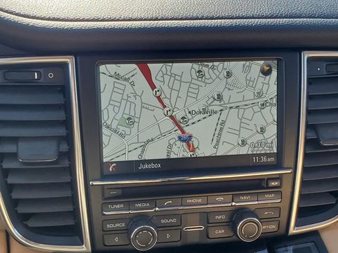 Used 2013 Porsche Panamera 4 Platinum Edition image 32