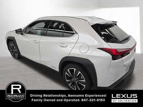 Used 2022 Lexus UX 250h w/ Accessory Package (Z1) AWD/4WD image 3