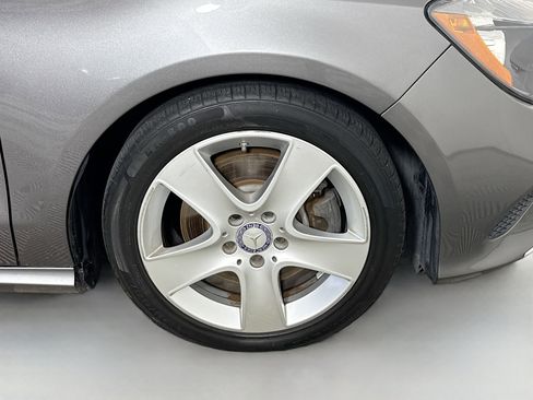 Used 2018 Mercedes-Benz CLA 250 image 31