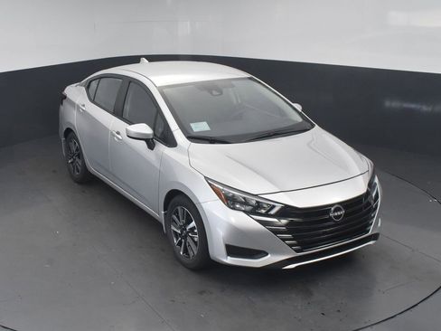 New 2025 Nissan Versa SV w/ Trunk Package image 16