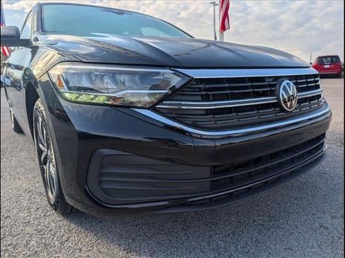 Used 2024 Volkswagen Jetta S image 19