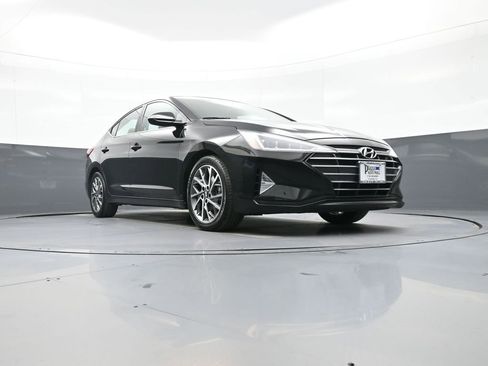 Used 2019 Hyundai Elantra Limited w/ Cargo Package image 27