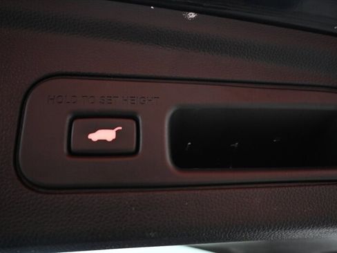 Used 2022 Acura MDX A-Spec image 55