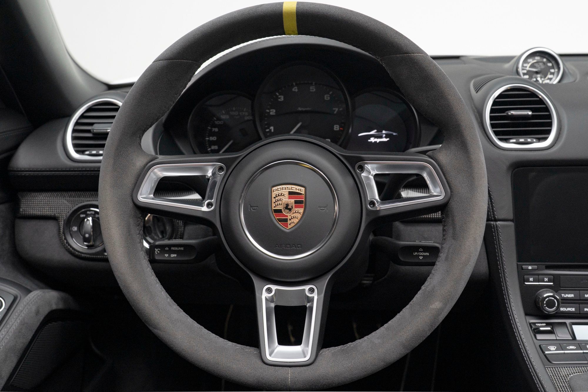 Used 2020 Porsche 718 Boxster Spyder RWD image 23
