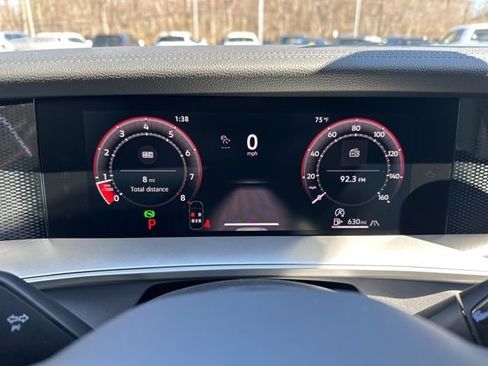 New 2026 Volkswagen Tiguan SE image 16