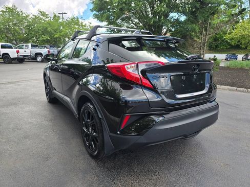 Used 2022 Toyota C-HR Nightshade FWD image 5
