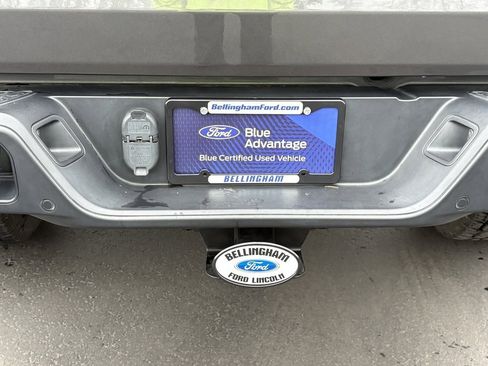 Used 2020 Jeep Gladiator Overland image 7