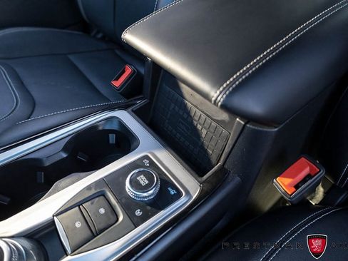 Used 2024 Ford Explorer ST w/ Equipment Group 401A image 39