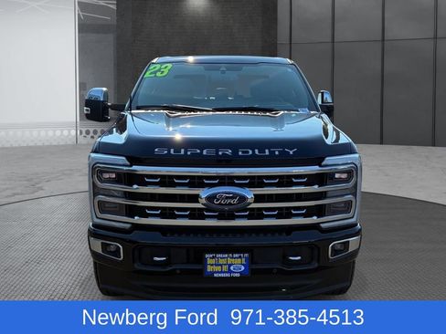 Used 2023 Ford F350 Platinum AWD/4WD image 2