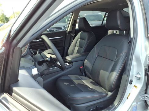 New 2025 Nissan Altima 2.5 SR w/ SR Premium Package image 4