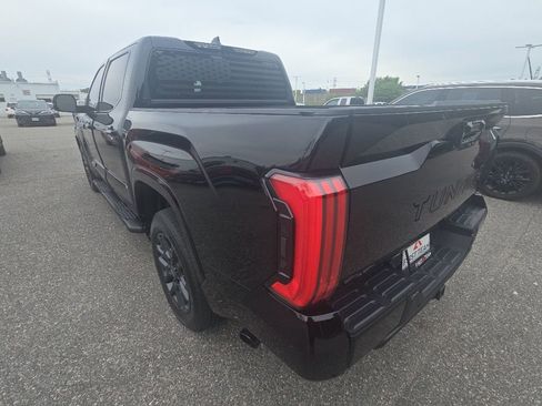 Used 2025 Toyota Tundra Platinum AWD/4WD image 7