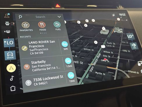 Certified 2025 Land Rover Discovery Sport S image 31