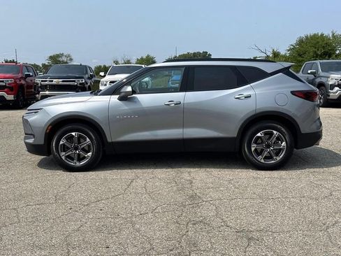 Certified 2024 Chevrolet Blazer LT w/ Convenience Package AWD/4WD image 2