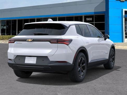 New 2026 Chevrolet Equinox EV LT w/ Comfort Package image 4