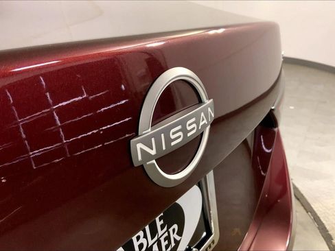 Used 2024 Nissan Sentra SV FWD image 29