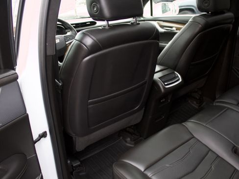 Used 2020 Cadillac XT6 Sport w/ Platinum Package image 25