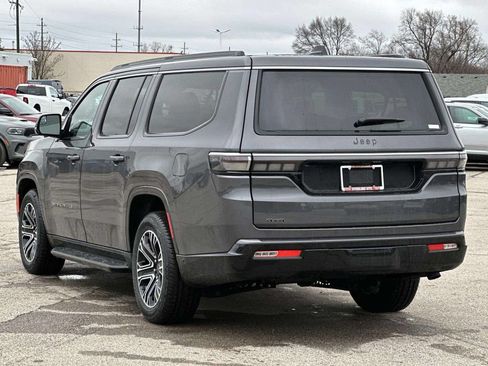 New 2026 Jeep Grand Wagoneer L 4WD w/ Premium Group I image 4
