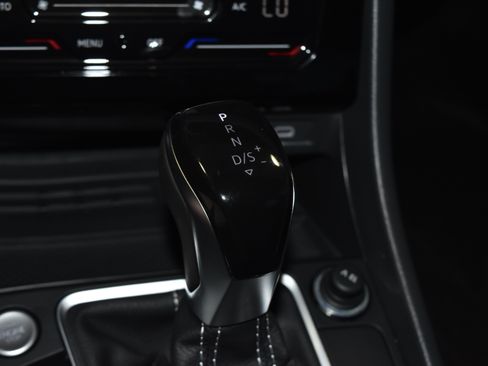 New 2026 Volkswagen Jetta SE FWD image 15