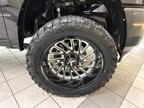 Used 2022 RAM 2500 Big Horn w/ Night Edition image 15