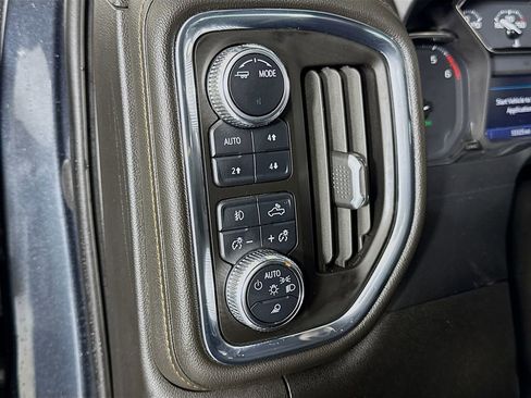 Used 2022 GMC Sierra 1500 AT4 w/ AT4 Preferred Package image 18