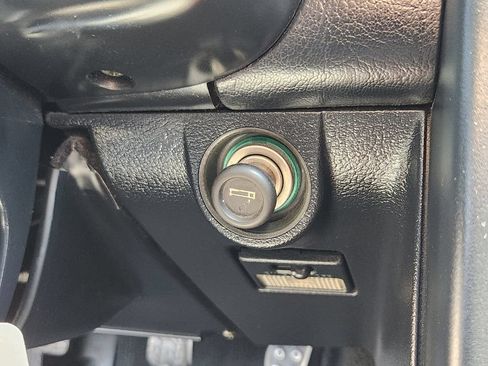 Used 1993 MAZDA MX-5 Miata Limited Edition RWD image 25
