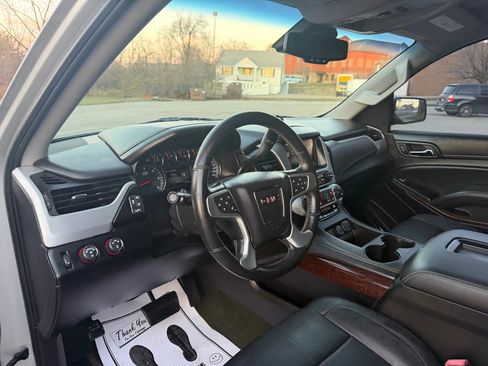 Used 2015 GMC Yukon XL SLT image 10