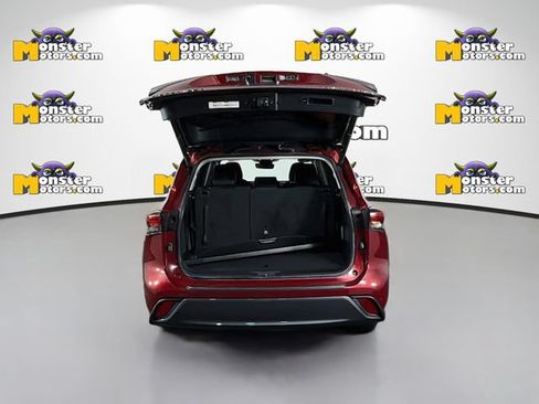 Used 2021 Toyota Highlander Limited AWD/4WD image 26