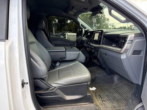 Used 2023 Ford F450 XL w/ Snow Plow Prep Package AWD/4WD image 8