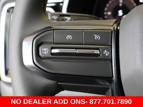 New 2026 GMC Canyon AT4 image 25