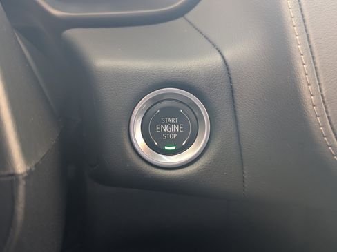 Used 2024 Chevrolet Tahoe Z71 w/ Z71 Off-Road Package image 36