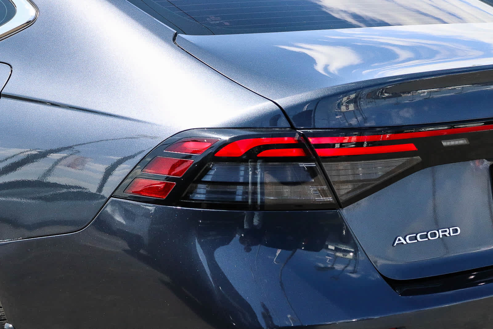 Used 2023 Honda Accord EX image 11
