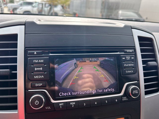 Used 2018 Nissan Frontier SV w/ Value Truck Package AWD/4WD image 15
