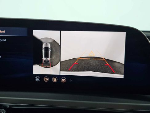 New 2026 Cadillac Lyriq Luxury image 26