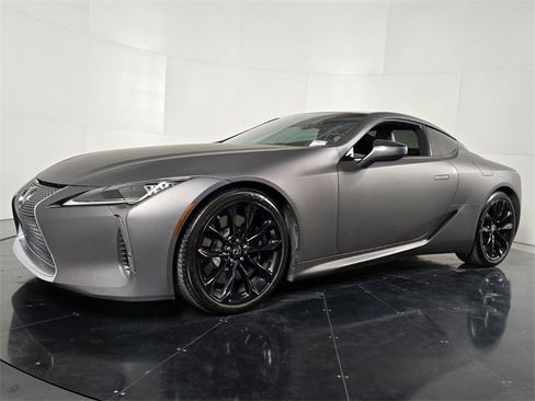 Used 2018 Lexus LC 500 Coupe image 2