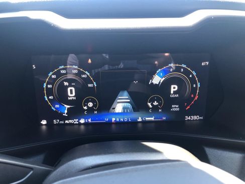 Used 2024 Chevrolet Colorado Trail Boss AWD/4WD image 22