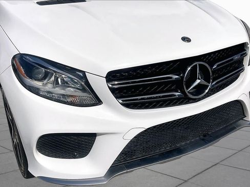 Used 2018 Mercedes-Benz GLE 43 AMG 4MATIC image 32