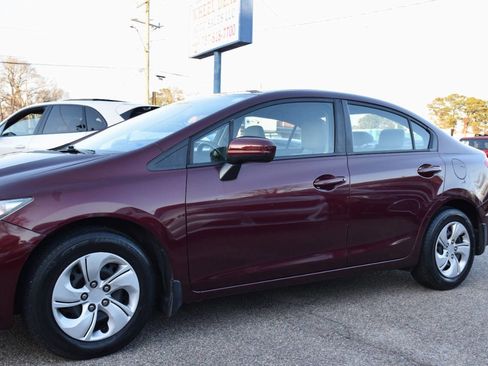 Used 2014 Honda Civic LX image 3