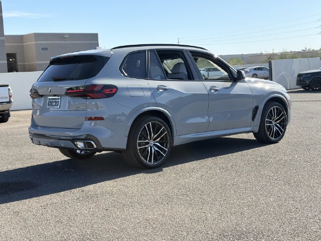 Used 2026 BMW X5 sDrive40i w/ M Sport Package RWD image 6