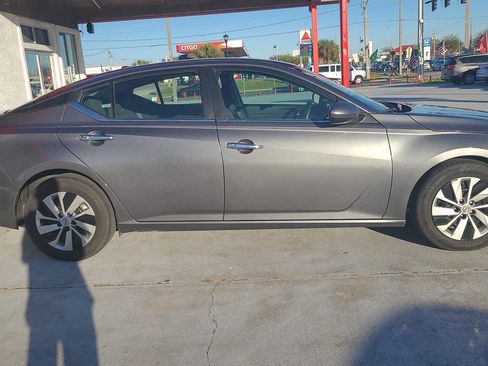 Used 2020 Nissan Altima 2.5 S image 5