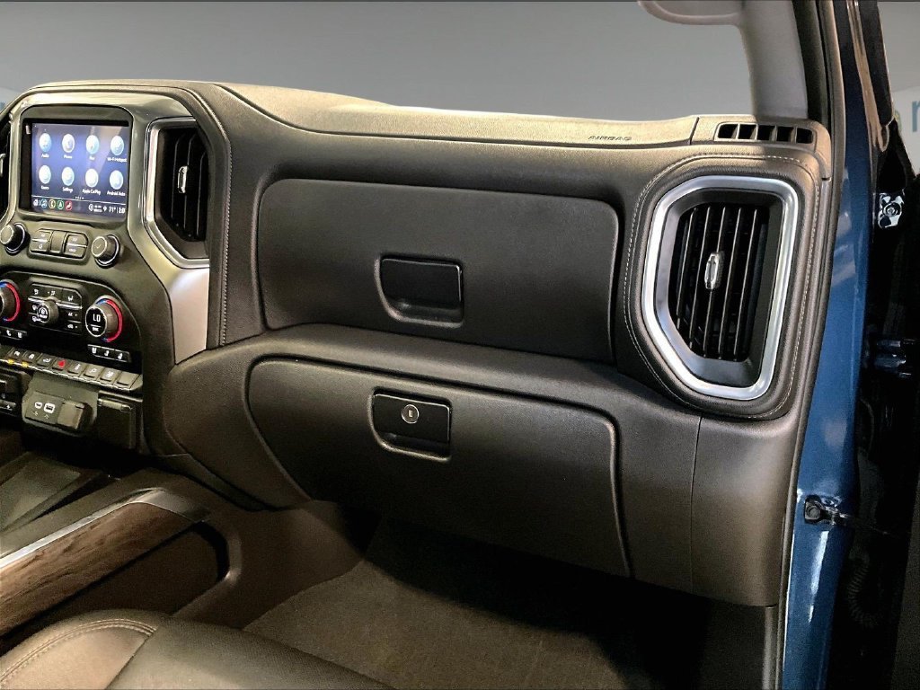 Used 2022 Chevrolet Silverado 1500 LTZ w/ LTZ Convenience Package II AWD/4WD image 13