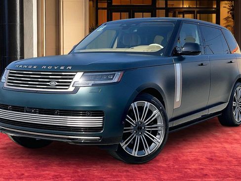 New 2026 Land Rover Range Rover SV AWD/4WD image 1